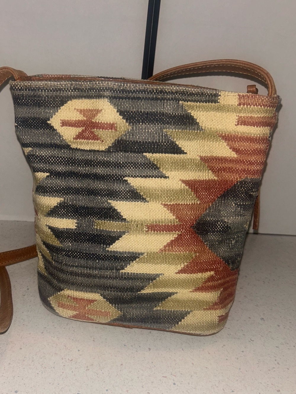 Southwestern Pattern Crossbody Bag in Tan, Rust & Black